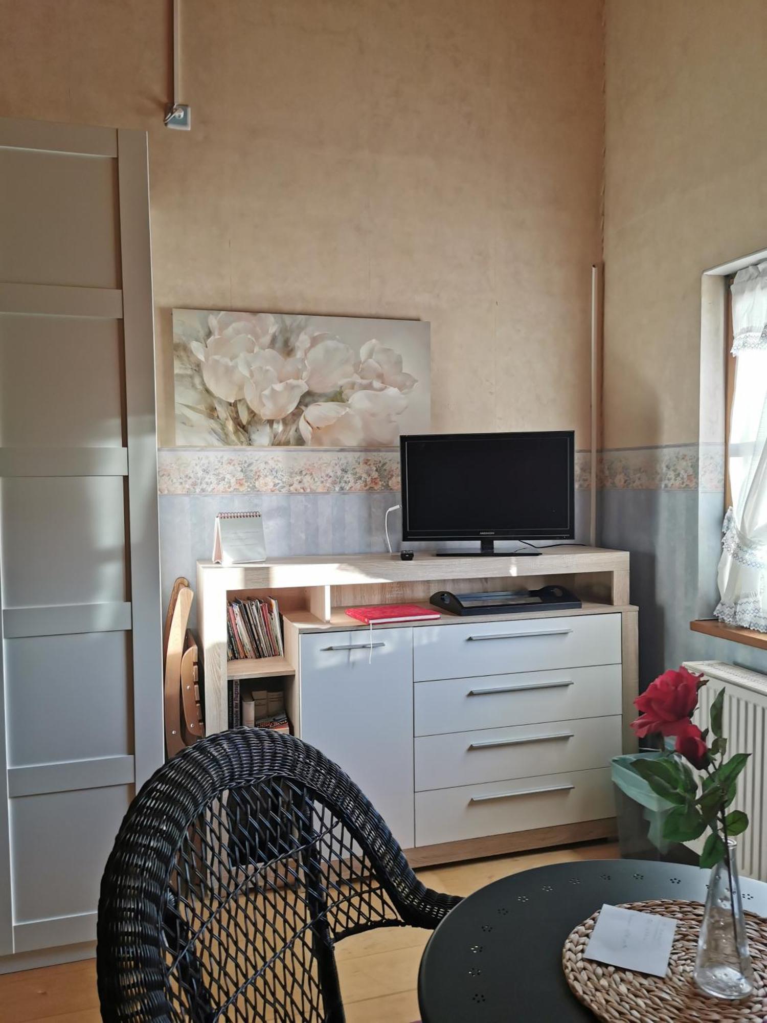 Vreni'S Gaestezimmer Himmelried Экстерьер фото